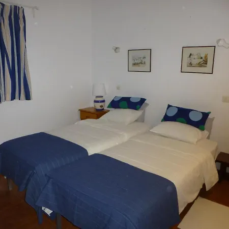 Algarve, Central 1 Bedroom Apartment, Albufeira, In Praia Oura * 阿尔布费拉