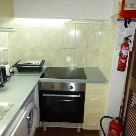 Algarve, Central 1 Bedroom Apartment, Albufeira, In Praia Oura 阿尔布费拉